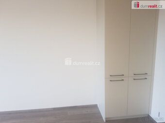 +popl. 2800, +elektřina, pronájem 1kk 33m²+6m² terasa P4 Háj