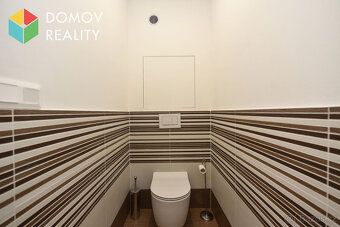 We offer for sale a bright and modernly designed cooperative apartment 2+