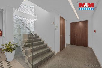 We offer for rent representative office spaces of in
