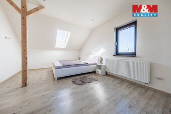 Prodej samostatného zděného rodinného domu z r. 2016 na okra