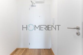 Nabízíme pronájem zařízené garsonky 1kk (25m²) v 1. patře s 