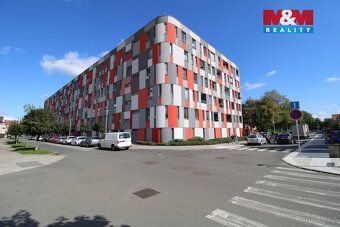 Pronájem světlého bytu 1+kk (29 m²) v klidné části Kolína v 
