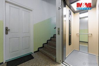Hledáte krásný slunný byt v blízkosti přírody a v dosahu měs