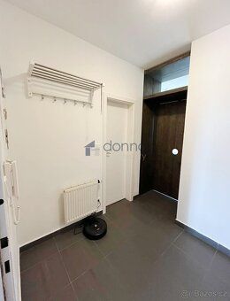 Nabízíme k pronájmu rekonstruovaný byt 1+kk, o ploše 41m2 + 
