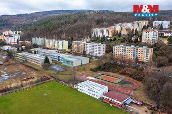 Nabízíme k prodeji světlý byt 2+1 v osobním vlastnictví, sit