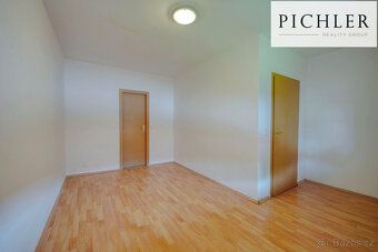 We offer for rent a cozy terraced house with 2+kk in Plzeň-sever