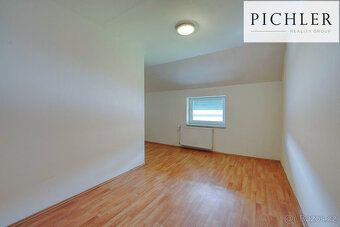 We offer for rent a cozy terraced house with 2+kk in Plzeň-sever