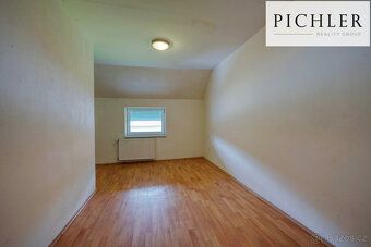 We offer for rent a cozy terraced house with 2+kk in Plzeň-sever