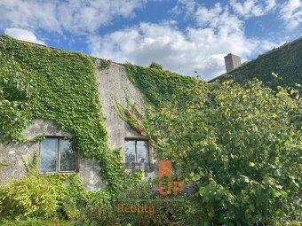 Ref. No. 00337 We offer for sale a family house in the village of Březník.