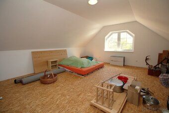 We offer for sale an agricultural homestead in the village of Nové Dvory-Kr
