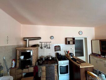 We offer you a unique opportunity to own a comfortable agricultural homestead in the…