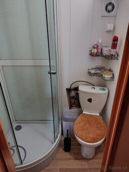 Staňte se majitelem dvou sousedních chat na vlastním pozemku