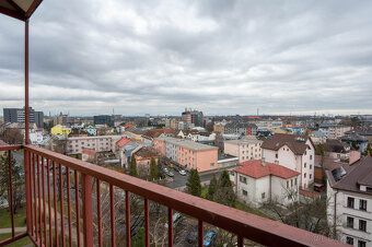 Nabízíme k podnájmu krásný byt o dispozici 2+kk a výměře 55 