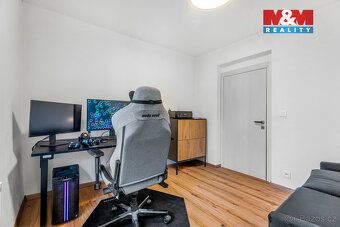 We offer a spacious and bright 4+1 apartment of 94 m² in high demand