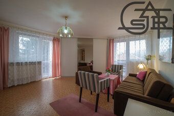 We offer for sale a family house in the village of Zásmuky, which is located 16 km from the…