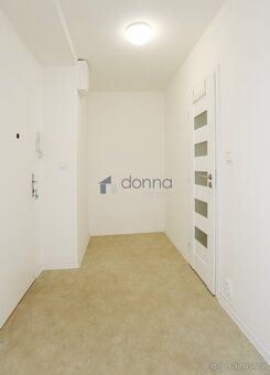 Nabízíme pronájem bytu 1+kk, 36m2, Hartigova ulice, Praha 3 