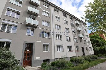 Nabízíme pronájem bytu 1+kk, 36m2, Hartigova ulice, Praha 3 