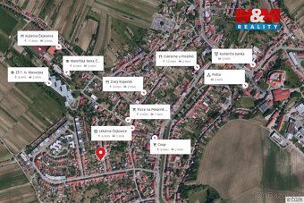 Nabízíme k prodeji polořadový rodinný dům ideální k rekonstr