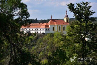 Sale No. VS231 Registration number / Job ID: VS231 Sale of historical complex in Rabštejn nad…