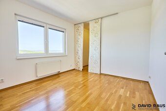 Ev.č. 00378 Nabízím k prodeji světlý byt o dispozici 2+kk s 