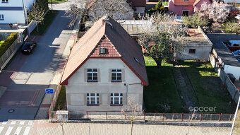 Soccer Reality vám zprostředkuje k pronájmu pozemek s dvěma 