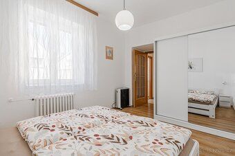 Nabízím k pronájmu kompletně vybavený byt o dispozici 2+1 a 