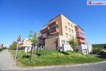 +popl. 3500, , Dlouhodobý pronájem prostorného a světlého by