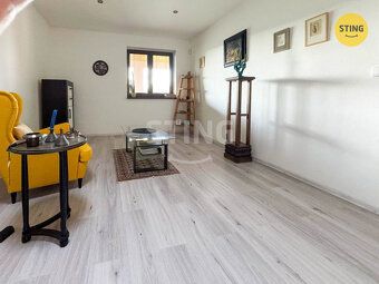 Nabízíme k dlouhodobému pronájmu rodinný dům o velikosti 5 +