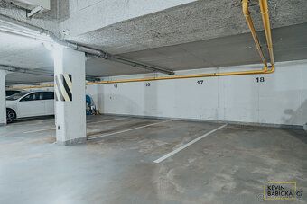 K dlouhodobému pronájmu nabízíme byt o dispozici 3+kk s celk