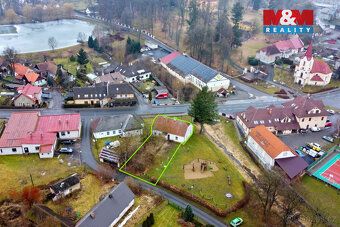 We offer for sale a unique property in a quiet part of the village