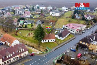 We offer for sale a unique property in a quiet part of the village