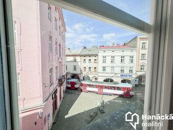 We offer for rent bright and spacious non-residential space of total area 85 m², located on…