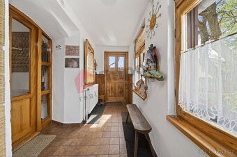 We offer for sale a spacious family house in Pňovice, Příbram district