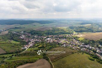 Ref. No. JT26003 In the heart of the wine region we offer in exclusive representation for sale…