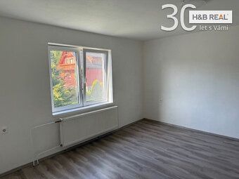 Nabízíme k prodeji prostorný rodinný dům o dispozici 6+2 v k