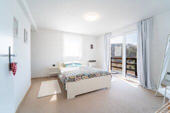We offer for sale a completely renovated recreational cottage