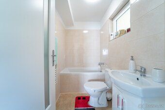 We offer for sale a completely renovated recreational cottage