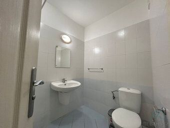 Relax Properties nabízí k prodeji prostorné studio v oblíben