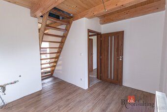 Prodej rodinného domu 70m2 Pavlíkov u Přimdy, zahrada 874m2N