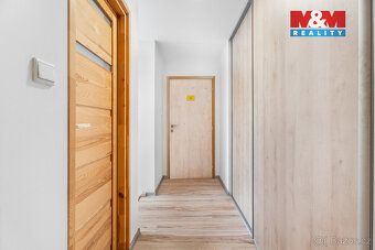 Slunný a prostorný rodinný dům 5+kk v Tanvaldu nabízí modern