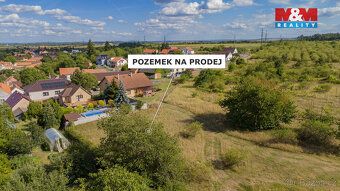 We offer for sale a residential plot of land measuring 637 m² in the village