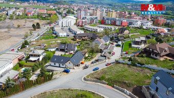 We offer for sale six building plots in the sought-after location of Beroun Nad Máchovnou.
