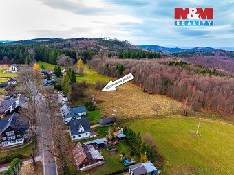We offer two plots of land totaling 8554 sqm in the outskirts of Jeseník city near Zlaté Hory - Rejvíz village.