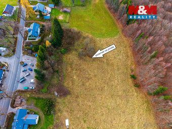We offer two plots of land totaling 8554 sqm in the outskirts of Jeseník city near Zlaté Hory - Rejvíz village.