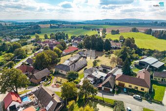 Looking for your new home in Vysočina? In the village of Ovesna Lhota we offer four…