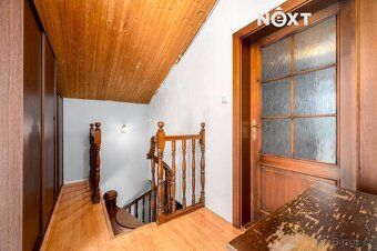 In exclusive representation of our client we offer for sale an exceptional family house in…