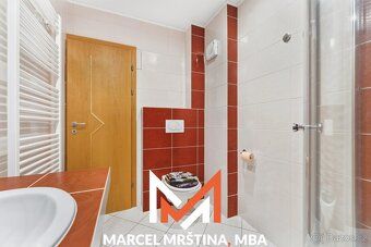 RESERVATION I offer for sale a spacious family house in the village of Bor