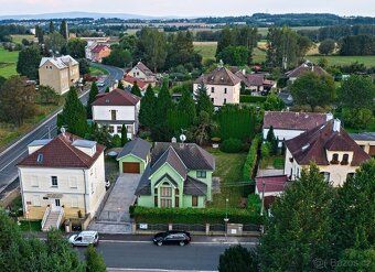 RD postavený v roce 1999 je zděný, zateplený. Střešní krytin
