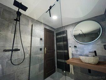 I am selling an 8+1 family house after complete renovation with