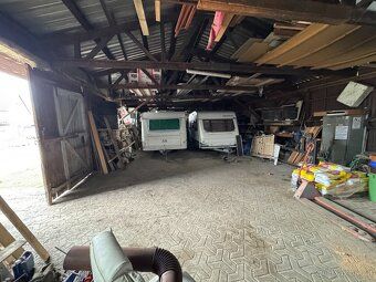 I offer rental of storage space 216 m², possible as whole unit